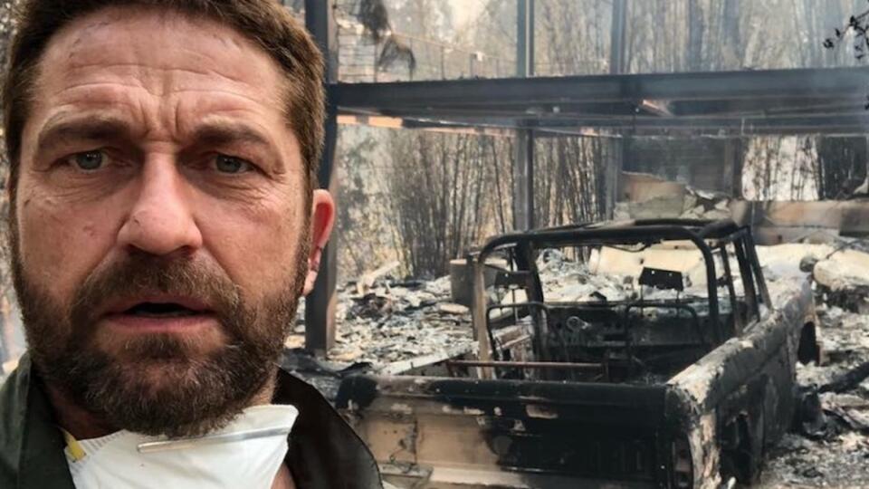 Herec Gerard Butler: Keď sa vrátil do svojho domu v Malibu po evakuácii, zostal po ňom len popol. Butler na Instagrame vzdal hold obetiam a hasičom.