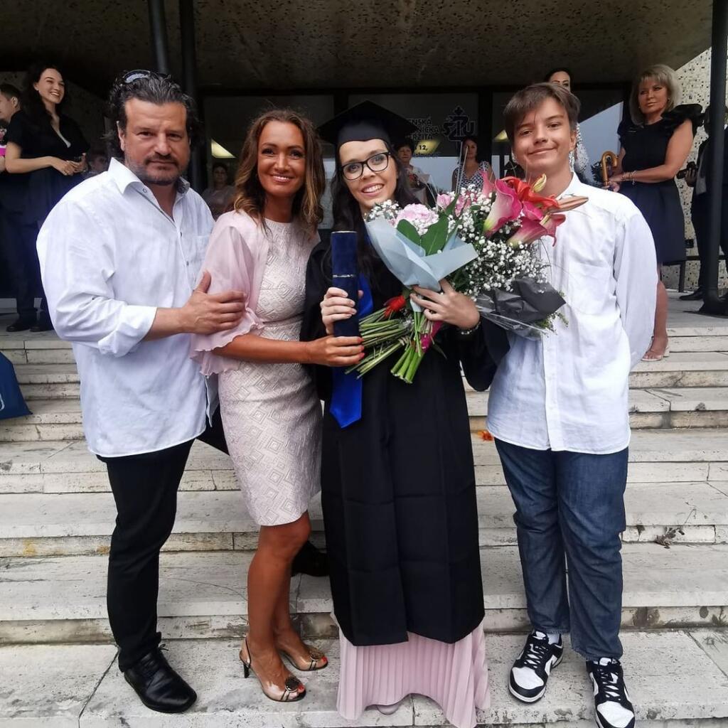 Dcéra Karin Majtánovej, Karinka, je krásna žena.