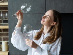 Viete, ako čo najefektívnejšie umyť sklenené poháre? Poradíme vám!