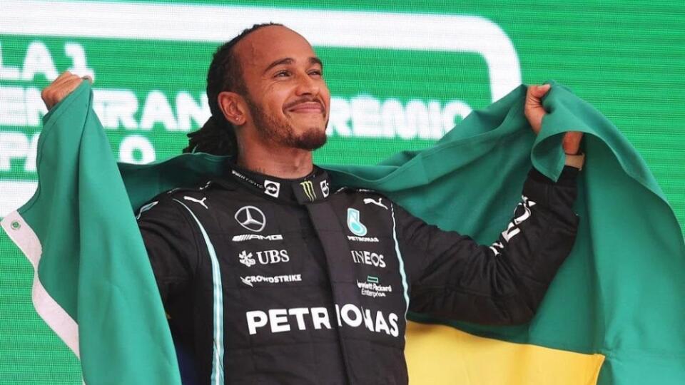 Brazílsky kongres udelil britskému pilotovi F1 Lewisovi Hamiltonovi čestné občianstvo.