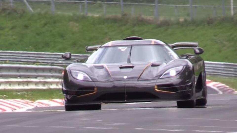 Koenigsegg One:1 na nemeckom Nürburgringu