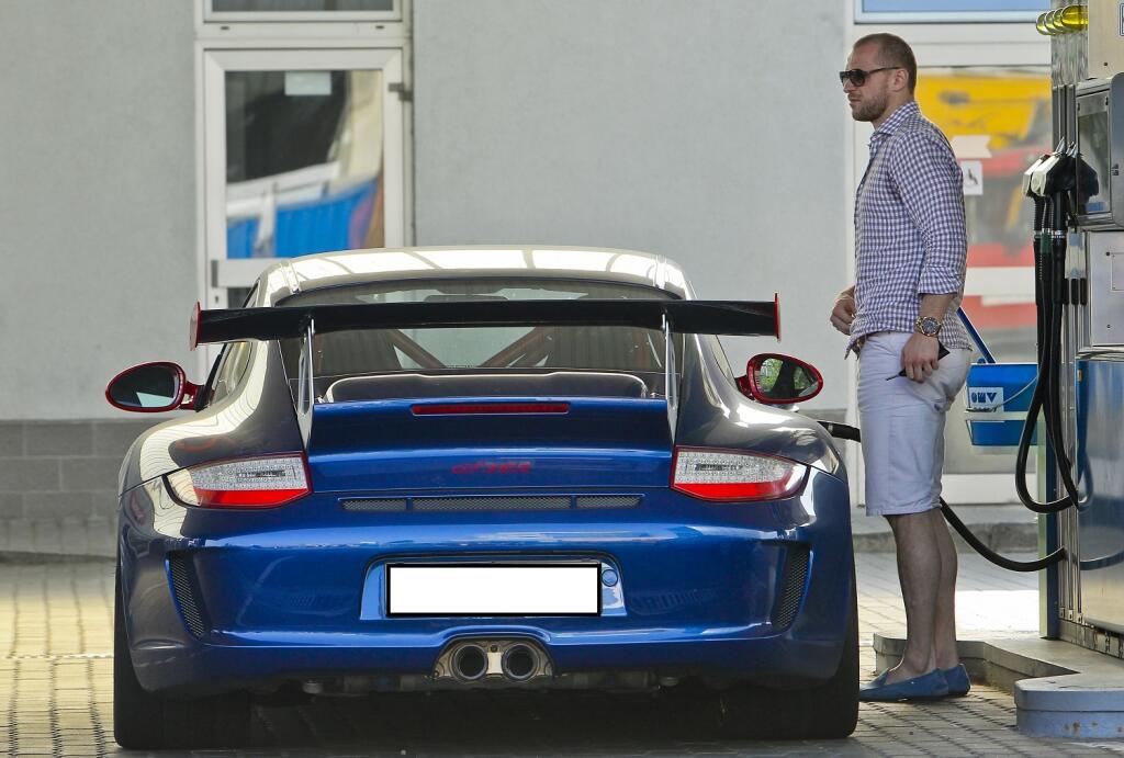 Gáborík sa v minulosti vozil aj na takomto Porsche Carrera GT3RS.