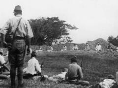 Japonci sa k zajatcom správali barbarsky, slúžili aj ako živé terče