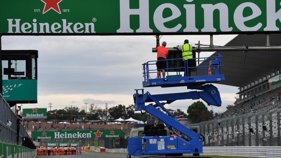 V Japonsku zrušili kvalifikáciu F1.