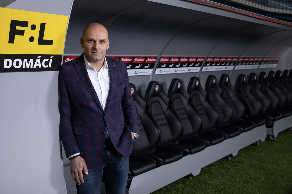 Adrián Guľa je trénerom Viktorie Plzeň.