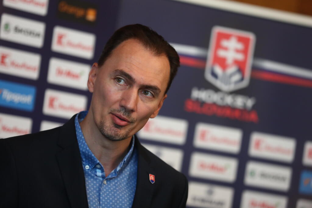 Miroslav Šatan sa bude uchádzať o post prezidenta Slovenského zväzu ľadového hokeja (SZĽH). Svoju kandidatúru oznámil na stredajšej tlačovej konferencii v Bratislave.