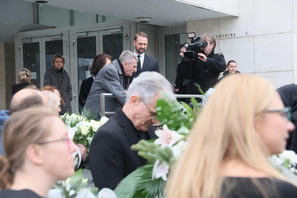 Herci odprevadili Marínu na jej poslednej ceste.