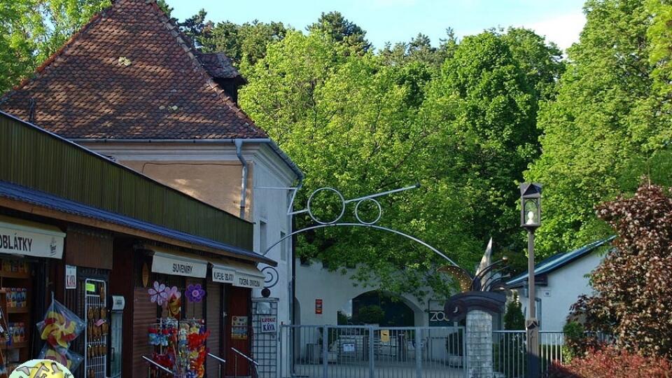 Vstup do bojnickej zoo.