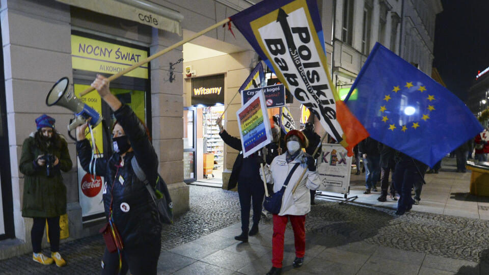 Pokračujúci protest proti zákonu o interrupciách