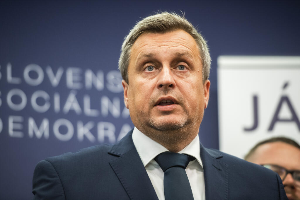 Na snímke predseda SNS Andrej Danko počas predstavenia spoločného kandidáta strany Smer-SD a SNS na predsedu Bratislavského samosprávneho kraja v Bratislave 26. augusta 2022. FOTO TASR - Jaroslav Novák