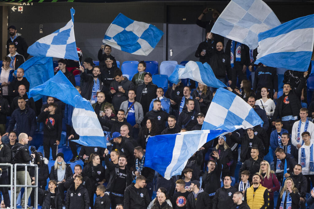 Na snímke diváci v zápase F-skupiny 3. kola skupinovej fázy Európskej konferenčnej ligy (EKL) ŠK Slovan Bratislava - Lincoln Red Imps v Bratislave vo štvrtok 21. októbra 2021. FOTO TASR - Jaroslav Novák