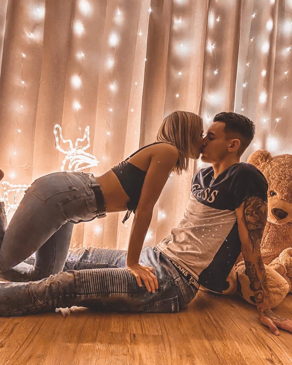 Priateľka futbalistu Jakuba Kiwiora Claudia má nevšedné hobby a prácu.