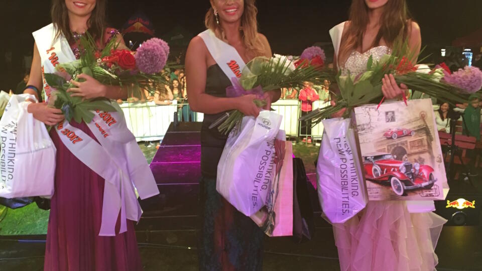 Miss Domaša 2017 Zuzana Majerníková, 1. Vicemiss - Dagmara Stanková, 2. Vicemiss - Izabela Mézešová 