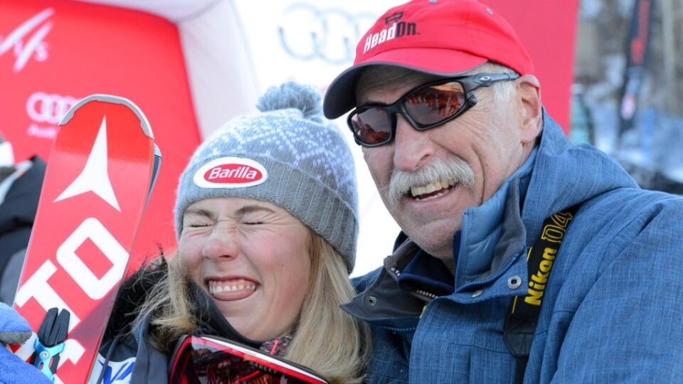 Jeff Shiffrin podporoval Mikaelu v jej kariére.