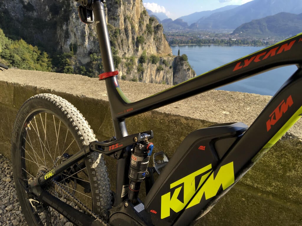Elektrobicykel KTM Macina Lycan 27,5 10 CX4