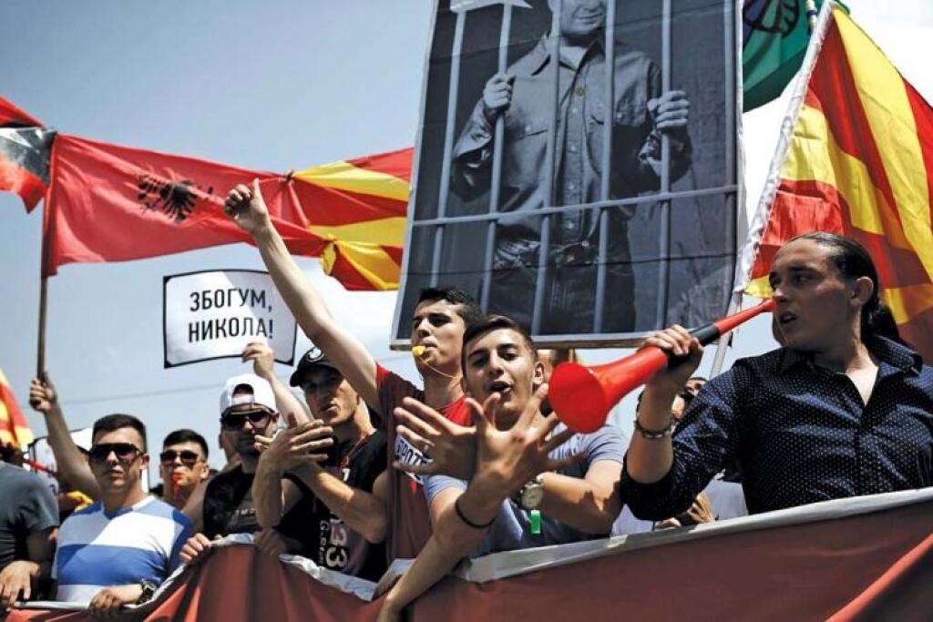 Skopje začína pripomínať vlaňajší Kyjev