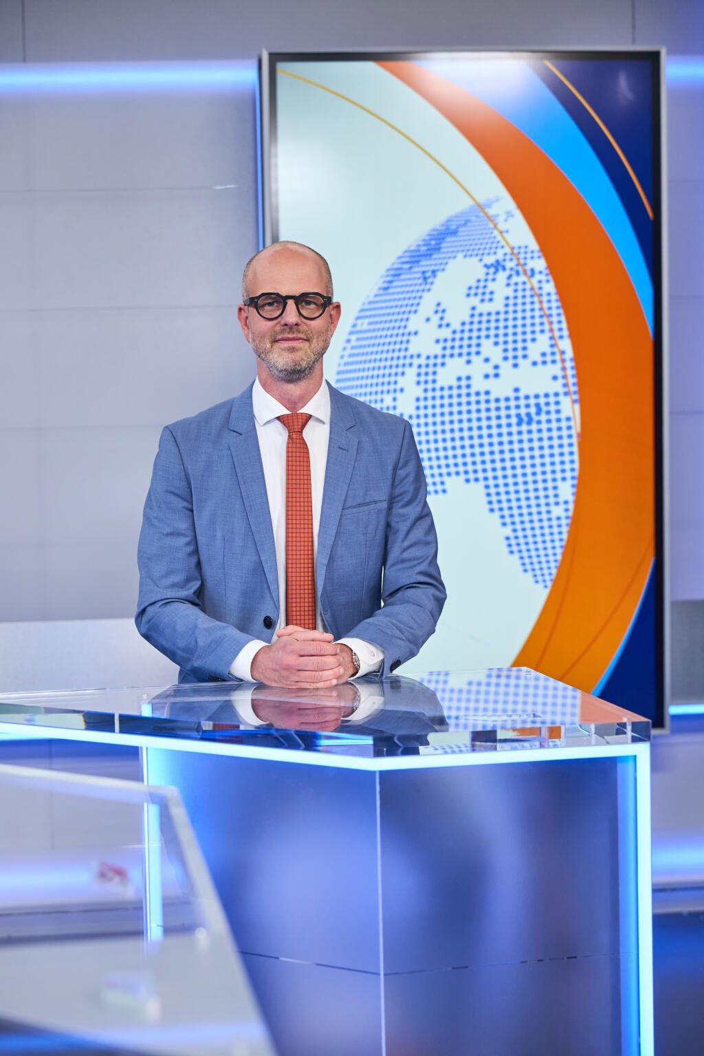 Moderátor TN Live Daniel Očenáš.