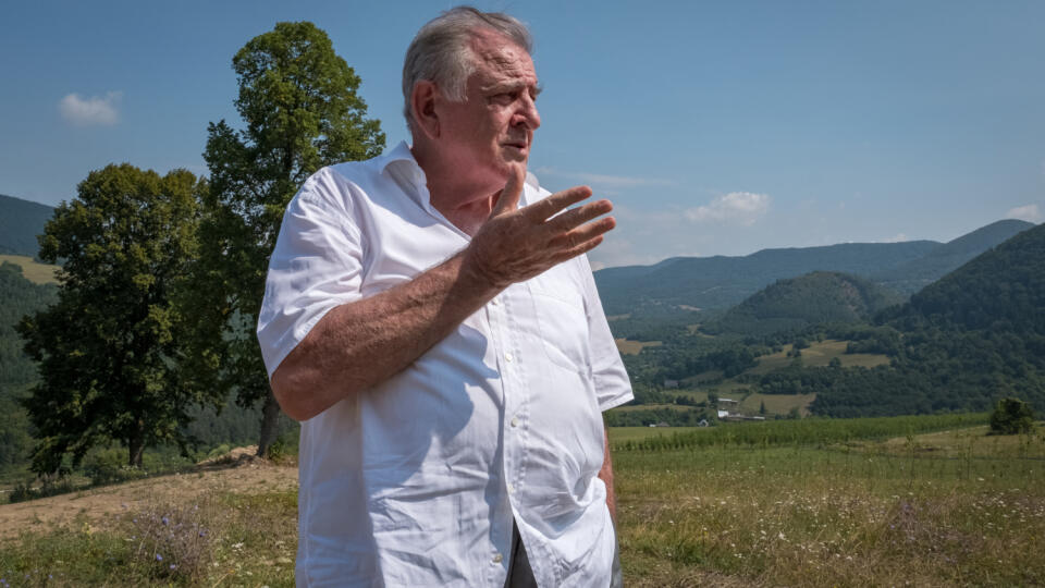 Expremiér Vladimír Mečiar chystá návrat do veľkej politiky. Nevylučuje ani spoluprácu s neúspešným prezidentským kandidátom Štefanom Harabinom.