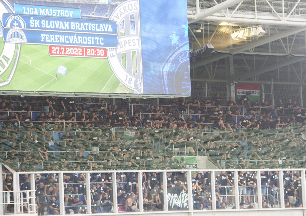 Kmotrík pred zápasom s Olympiakosom ďakuje fanúšikom.