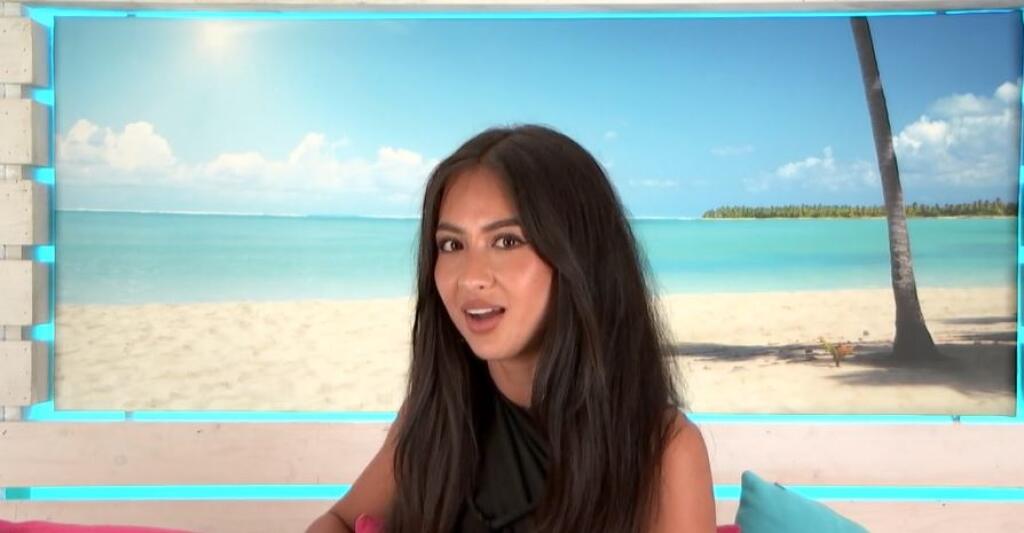 Mishala z Love Island bez mejkapu.