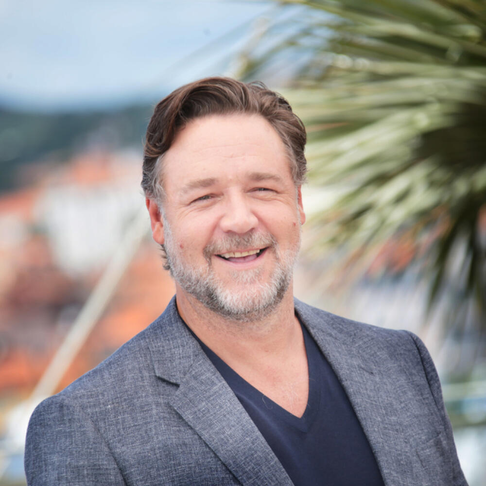 Russell Crowe sa vzdal obilnín a drží bezlepkovú diétu.