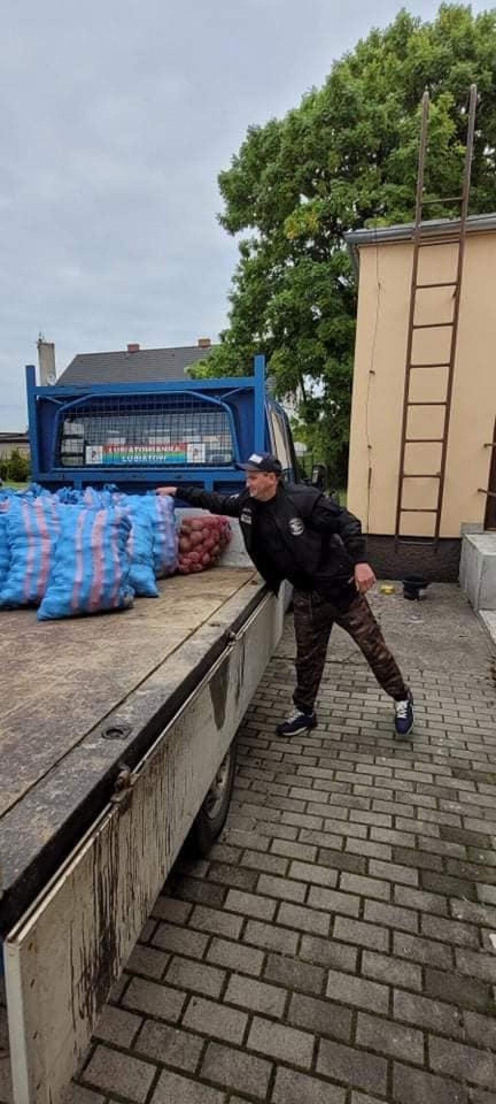 Detský domov sa potešil tone zemiakov za prestup Dawida Rybu.
