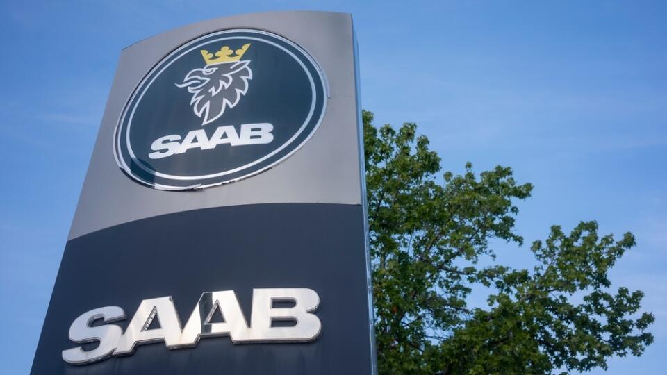 Sunnyvale,,Ca,,Usa,-,Apr,27,,2022:,Saab,Sign,Is