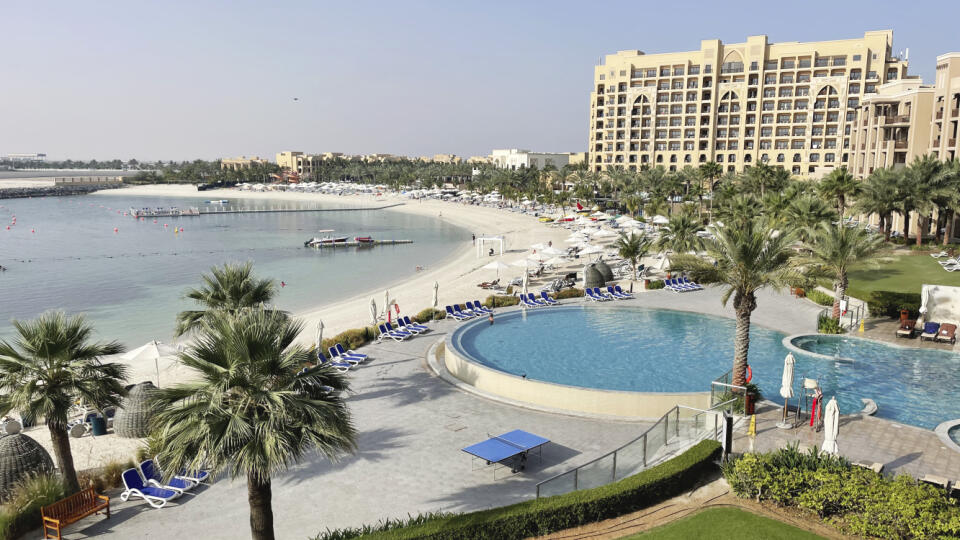 Získal niekoľko ocenení. Hotel na umelom ostrove Mardžán patrí medzi najlepšie rodinné rezorty v celých Emirátoch.