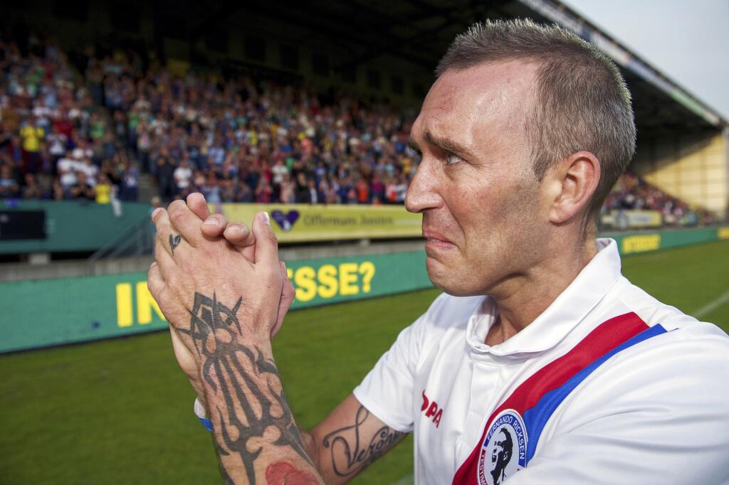 Legenda škótskeho Glasgowu Rangers, ktorá už šesť rokov bojuje s nevyliečiteľnou chorobou ALS poslala odkaz milovaným fanúšikom