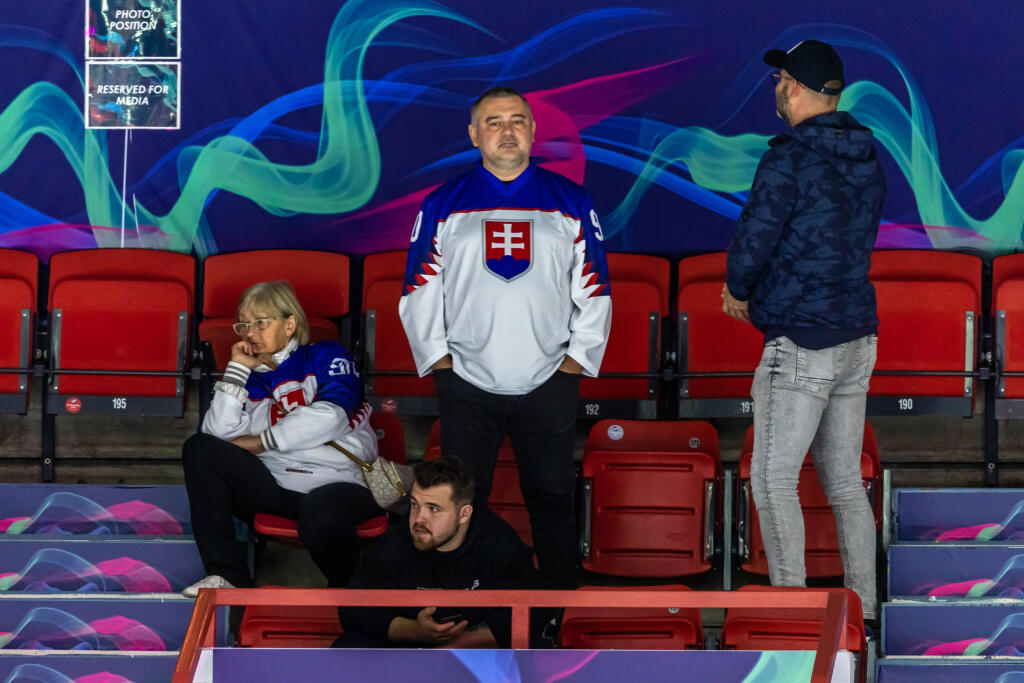 Na snímke je mama Tomáša Tatara Mária a jeho brat Tibor.