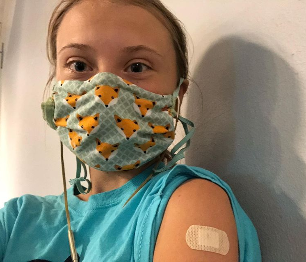 Švédska klimatická aktivistka Greta Thunbergová dostala v utorok prvú dávku vakcíny proti novému koronavírusu.