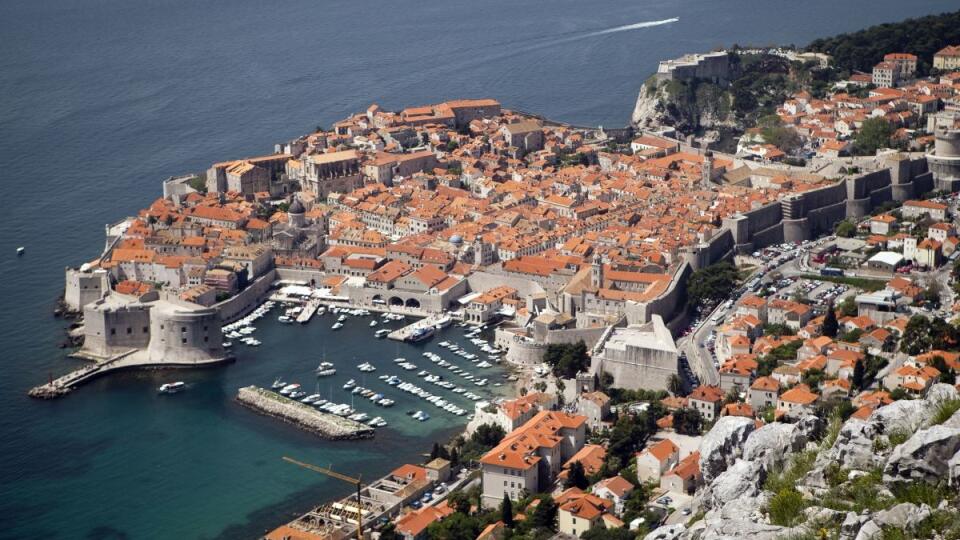 WITH STORY CROATIA GOLF REFERENDUM - Dubrovnik old town is pictured from Srdj, the hill above the city, Friday, April 26, 2013. The residents of this scenic Croatian Adriatic sea resort will decide hold a referendum on Sunday April 28, 2013, whether to allow the 1.1-billion euros ($1.4 billion) golf park development project on the hill above the city that many claim endangers their ancient city, often dubbed the Pearl of the Adriatic, and the outcome could have serious consequences on the future