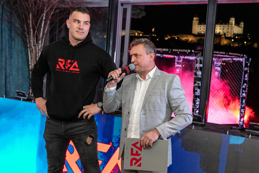 Na snímke je tlačová konferencia a predstavenie novej česko-slovenskej MMA organizácie Real Fight Arena v reštaurácii Aušpic.
