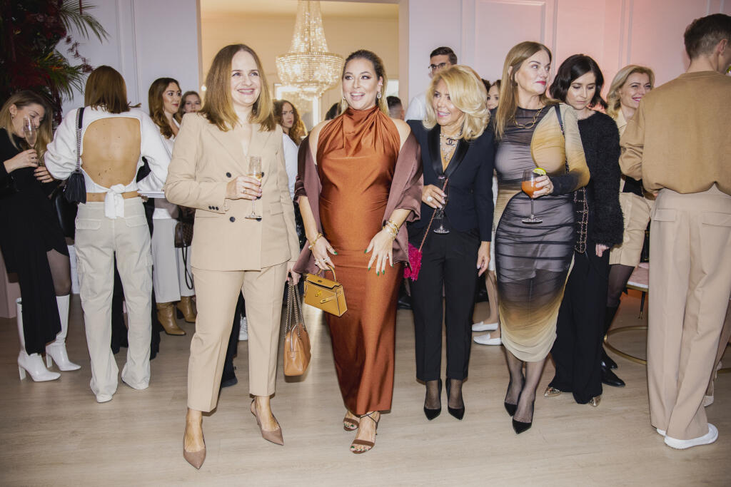 Na snímke Katarína Cibulková, Dominika Navara Cibulková, Monika Beňová a Zuzana Kubovčíková Šebová