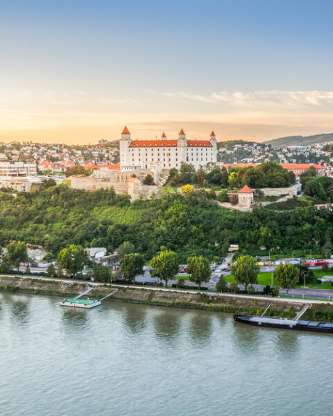 Tipnete si, koľko obyvateľov majú najväčšie slovenské mestá? Skúste to