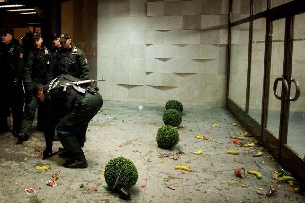 Strojcom protestu Gorila hrozia paragrafmi