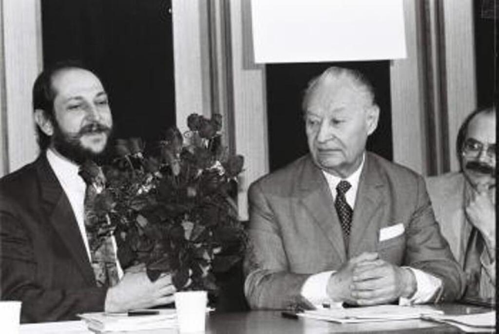 Alexander Dubček v roku 1992.