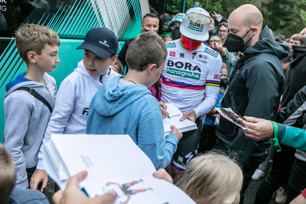 Na snímke je Peter Sagan počas druhej etapy cyklistických pretekov Okolo Slovenska s cieľom v Dolnom Kubíne.