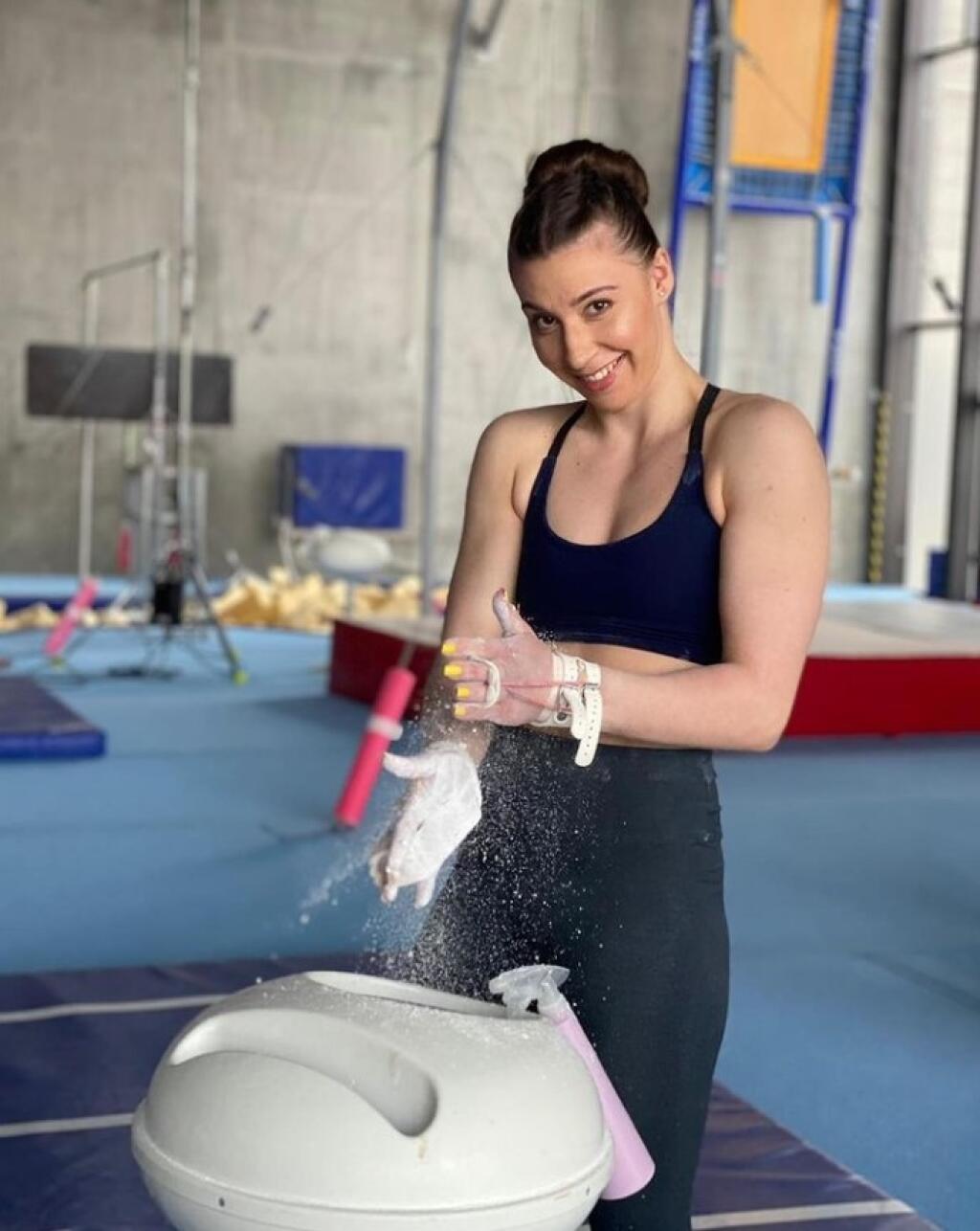 Gymnastka Barbora Mokošová patrí medzi naše želiezka v ohni. Vďaka tvrdej drine sa môže pochváliť dokonalými krivkami.