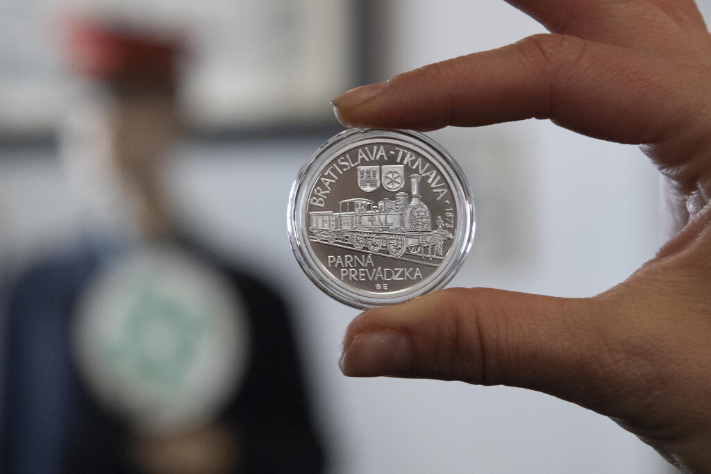 Na snímke rub pamätnej striebornej zberateľskej mince nominálnej hodnoty 10 eur s motívom