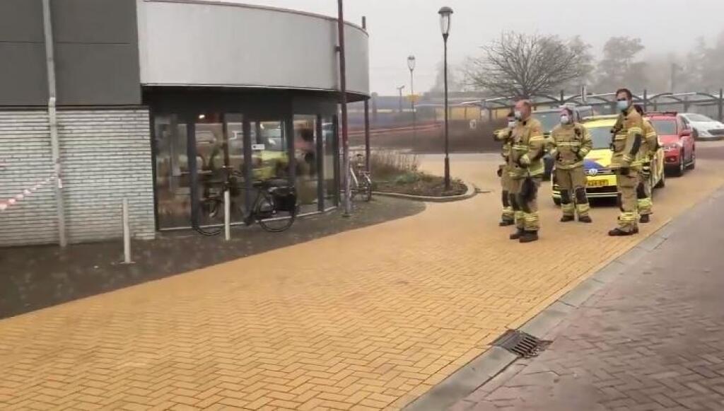 Police closed the area around the crime scene.  The blast shattered several windows in the adjacent building, but the exact extent of the damage is not yet known.