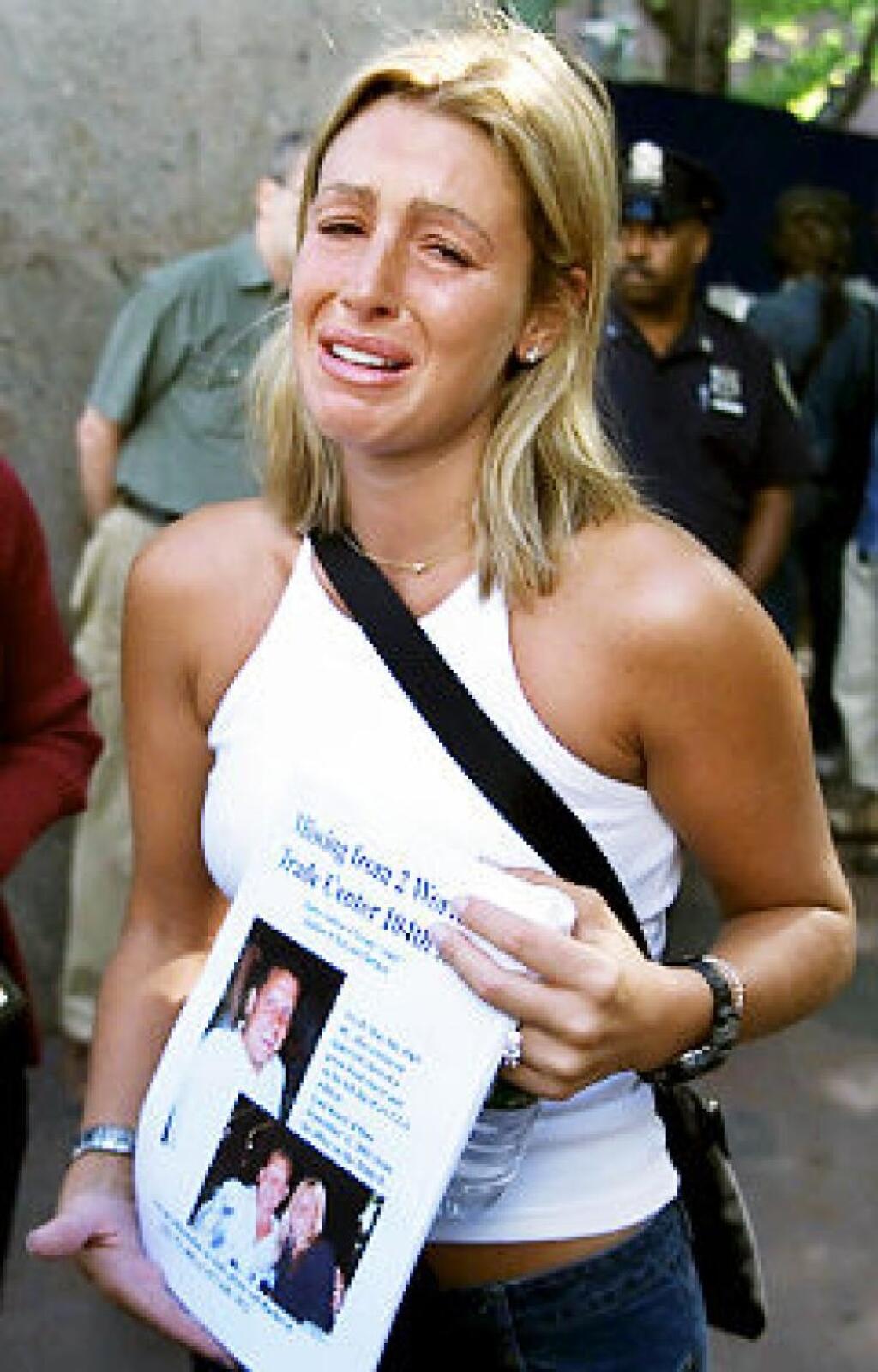 Rachel Uchitel - Po prvý raz obletela jej fotka svet po útokoch z 11. septembra 2001, keď uplakaná držala snímku svojho snúbenca, ktorý pracoval v budovách Svetového obchodného centra. Woodsa však hosteska očarila predovšetkým zvodnými krivkami.