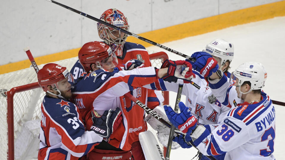 Moskovské kluby v Kontinentálnej hokejovej lige (KHL) sa musia po utorku vyrovnať s novým nariadením.