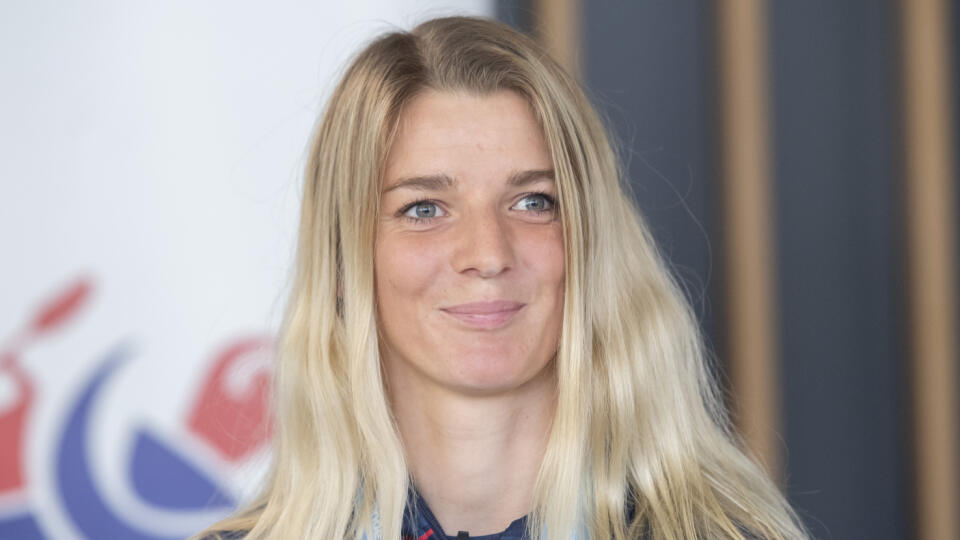 Slovenská reprezentantka vo vodnom slalome Eliška Mintálová počas tlačovej konferencie k zisku zlatej medaily v kategórii K1 ženy na podujatí Svetového pohára v španielskom Seu d'Urgell, 4. septembra 2023 v Bratislave. FOTO TASR - Martin Baumann