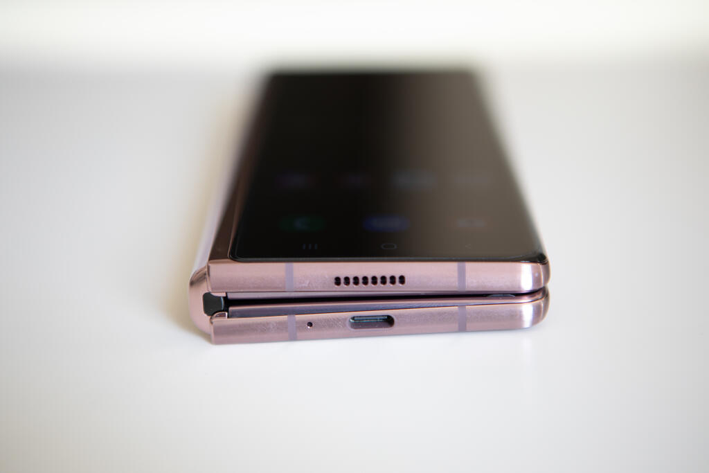 Mobilný telefón Samsung Galaxy Z Fold2