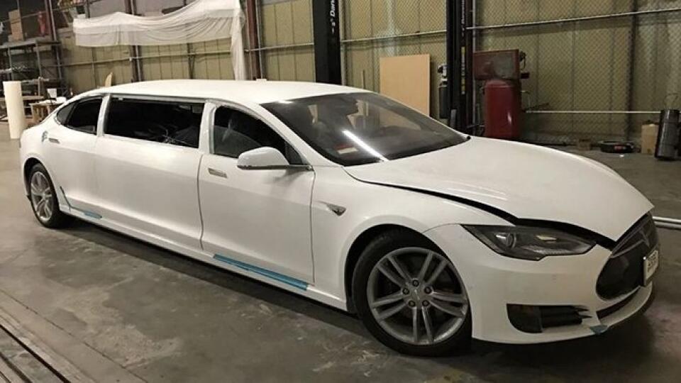 Tesla Model S ako limuzína