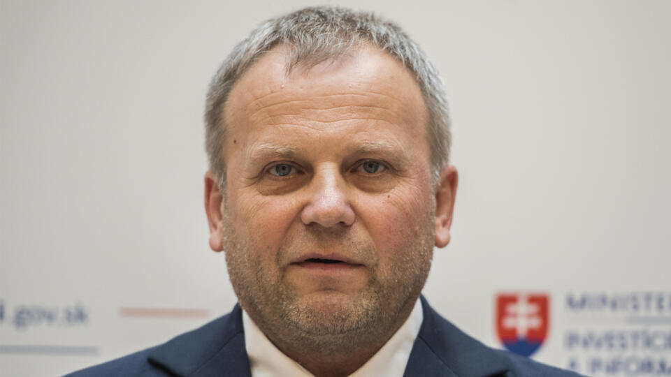 32. schôdza vlády SR