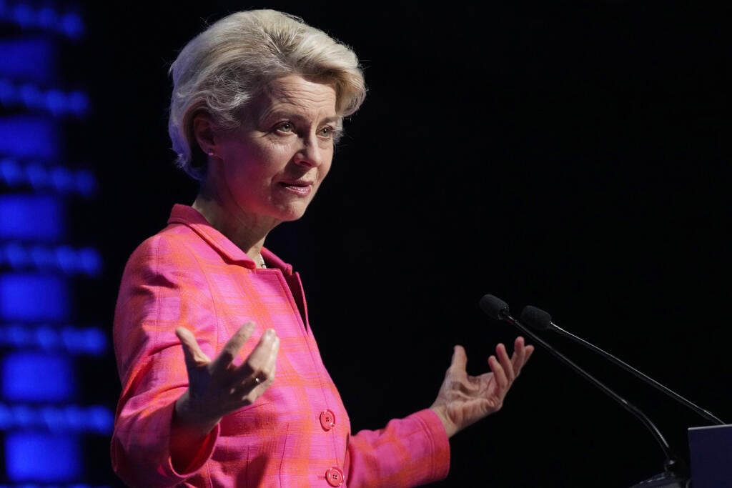 WA 23 Tallinn - Predsedníčka Európskej komisie Ursula von der Leyenová gestikuluje počas digitálneho summitu v Tallinne v pondelok 10. októbra 2022. FOTO TASR/AP

 
European Commission President Ursula von der Leyen speaks during the Tallinn Digital Summit, Monday, Oct. 10, 2022, in Tallinn, Estonia. (AP Photo/Pavel Golovkin)