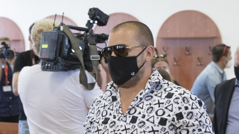 Súdne pojednávanie s bývalým šéfom úradu Špeciálnej prokuratúry Dušanom Kováčikom na Špecializovanom trestnom súde v Pezinku, ktorý e obvinený zo zločinu zneužitia právomoci verejného činiteľa, obzvlášť závažného zločinu prijímania úplatku, zločinu založenia, zosnovania a podporovania zločineckej skupiny a z prečinu ohrozenia dôvernej a vyhradenej skutočnosti. Na snímke je svedok Matej Zeman.