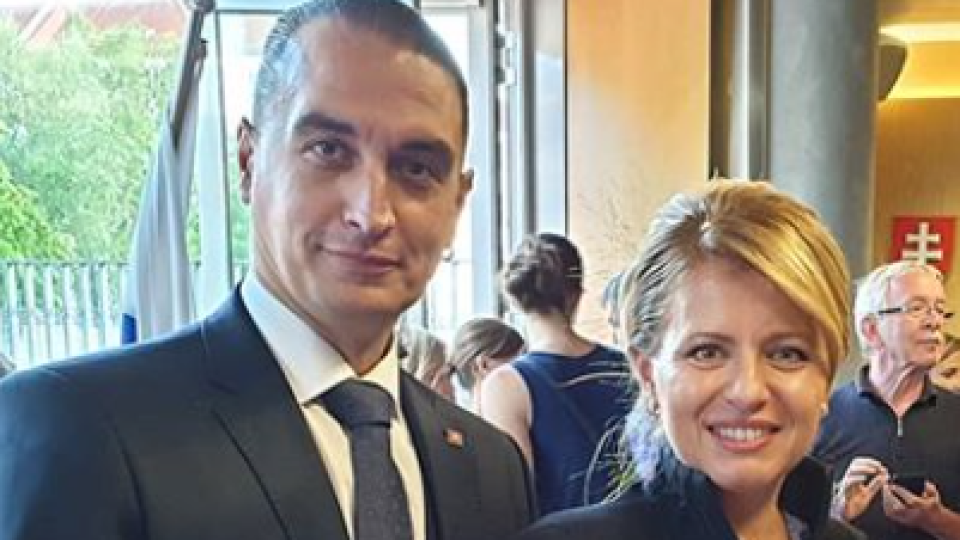 Juraj Rizman s prezidentkou Čaputovou a jeho sestrou Janou v Berlíne.